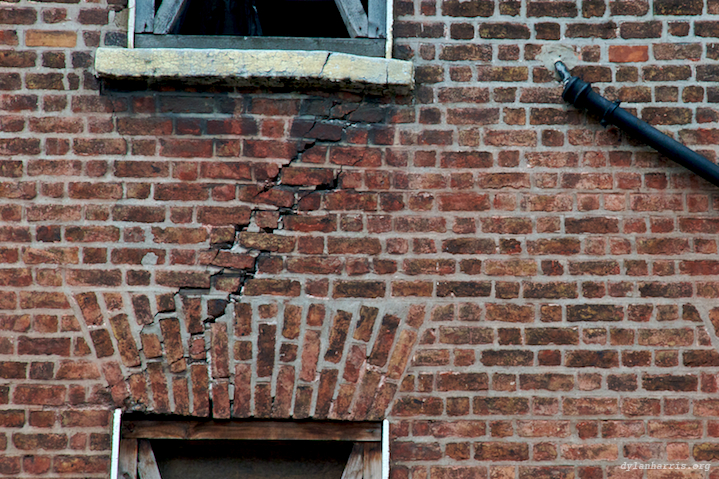 image: unlabelled image