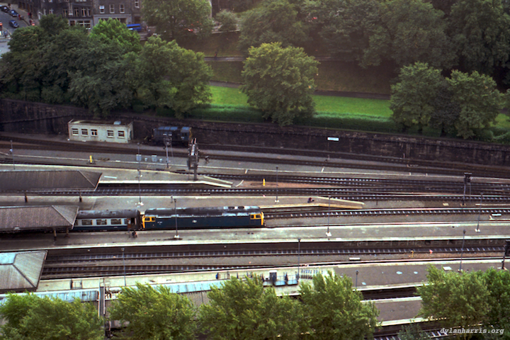 image: unlabelled image