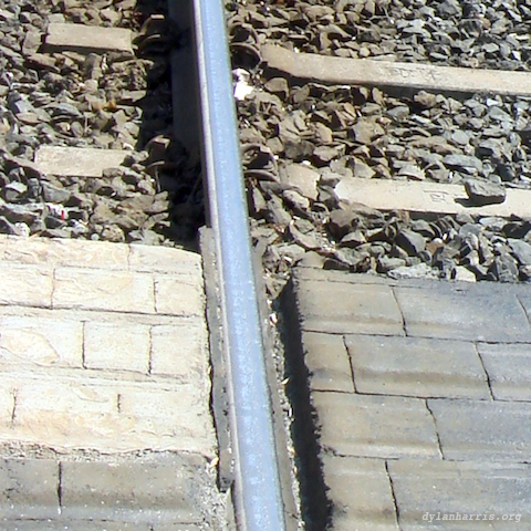 image: unlabelled image