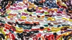 Fourth of 'reflets &mdash; paint synthesiser classic &mdash; 3.0 collection chains'.