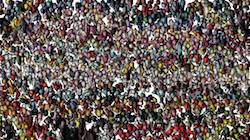 Second of 'reflets &mdash; paint synthesiser classic &mdash; 3.5 collection particles 1'.