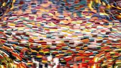 Third of 'reflets &mdash; paint synthesiser classic &mdash; 2.0 collection source applicator 1'.