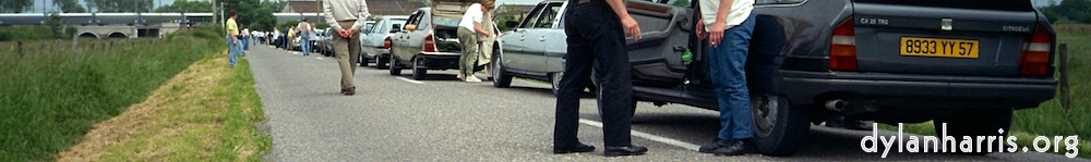 Image 'citro&euml;n (x) 3'.