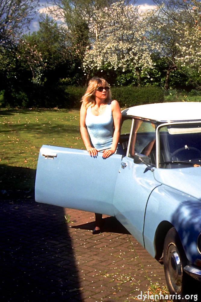 image: This is &lsquo;dawn (ii) 1&rsquo;.