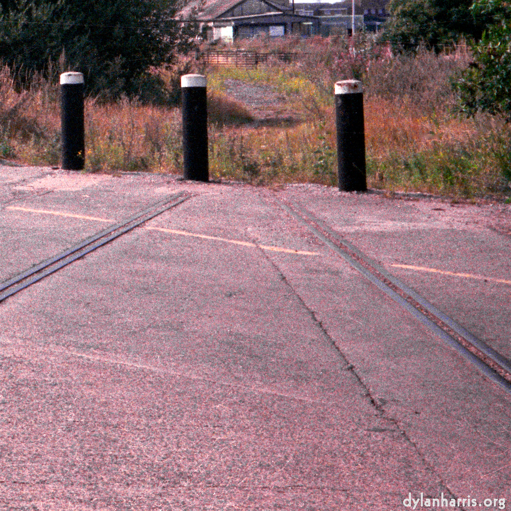 Image 'train (iii) 7'.