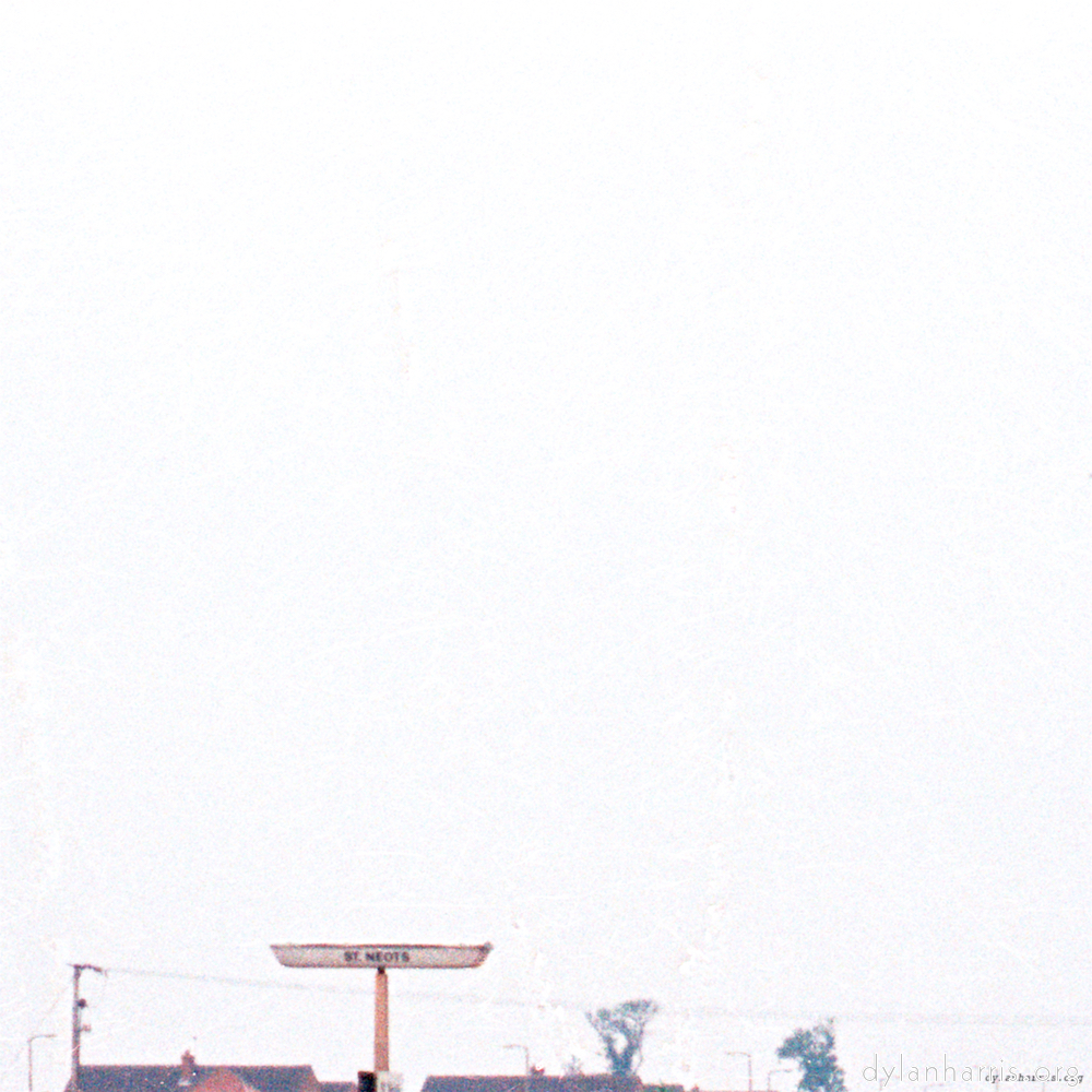 Image 'train (iv) 3'.