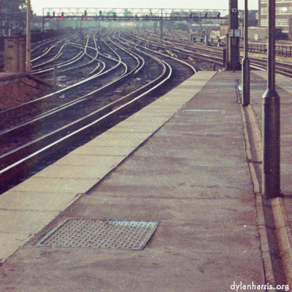 Image 'train (vii) 6'.