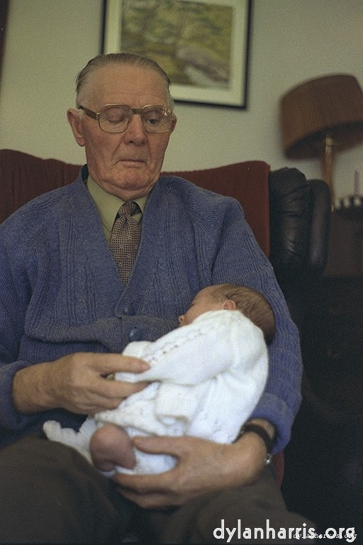 Image: Image 'kin 3'.