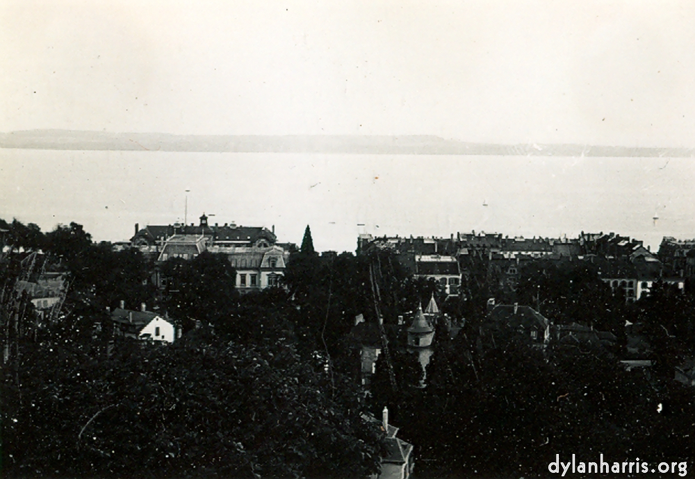 Image 'neuch&acirc;tel 10'.