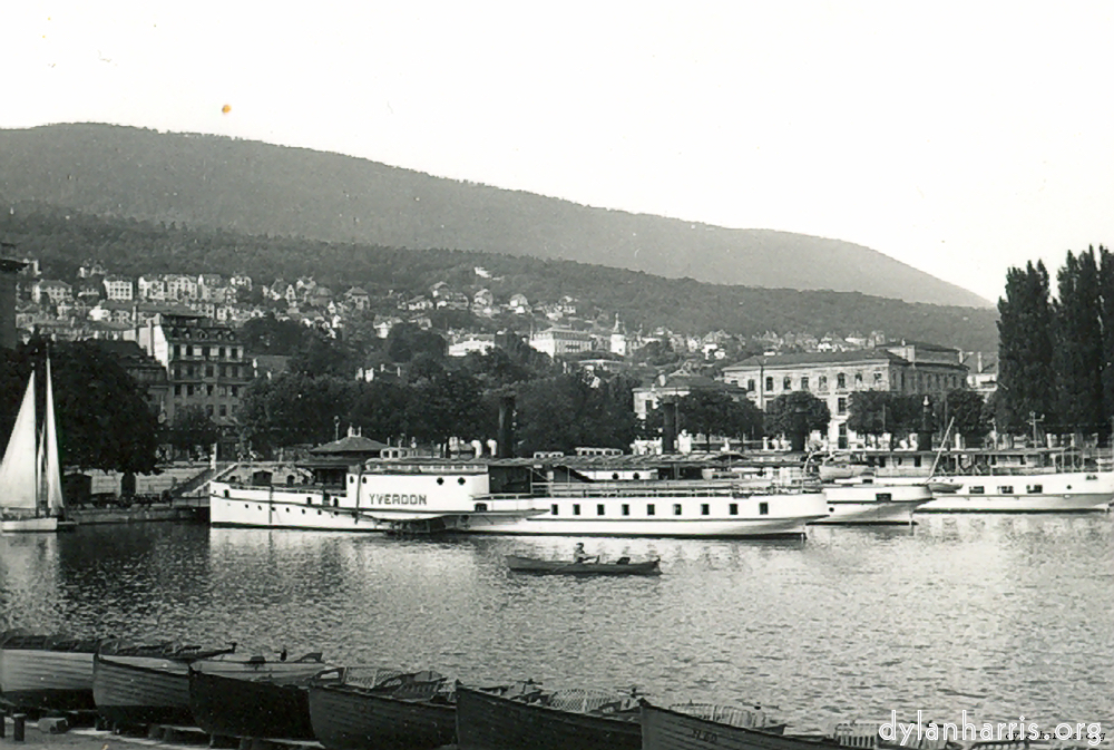 Image: Neuch&acirc;tel Harbour.