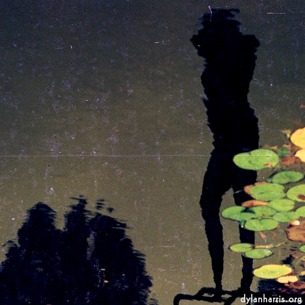 Image 'sculpture (i) 4'.