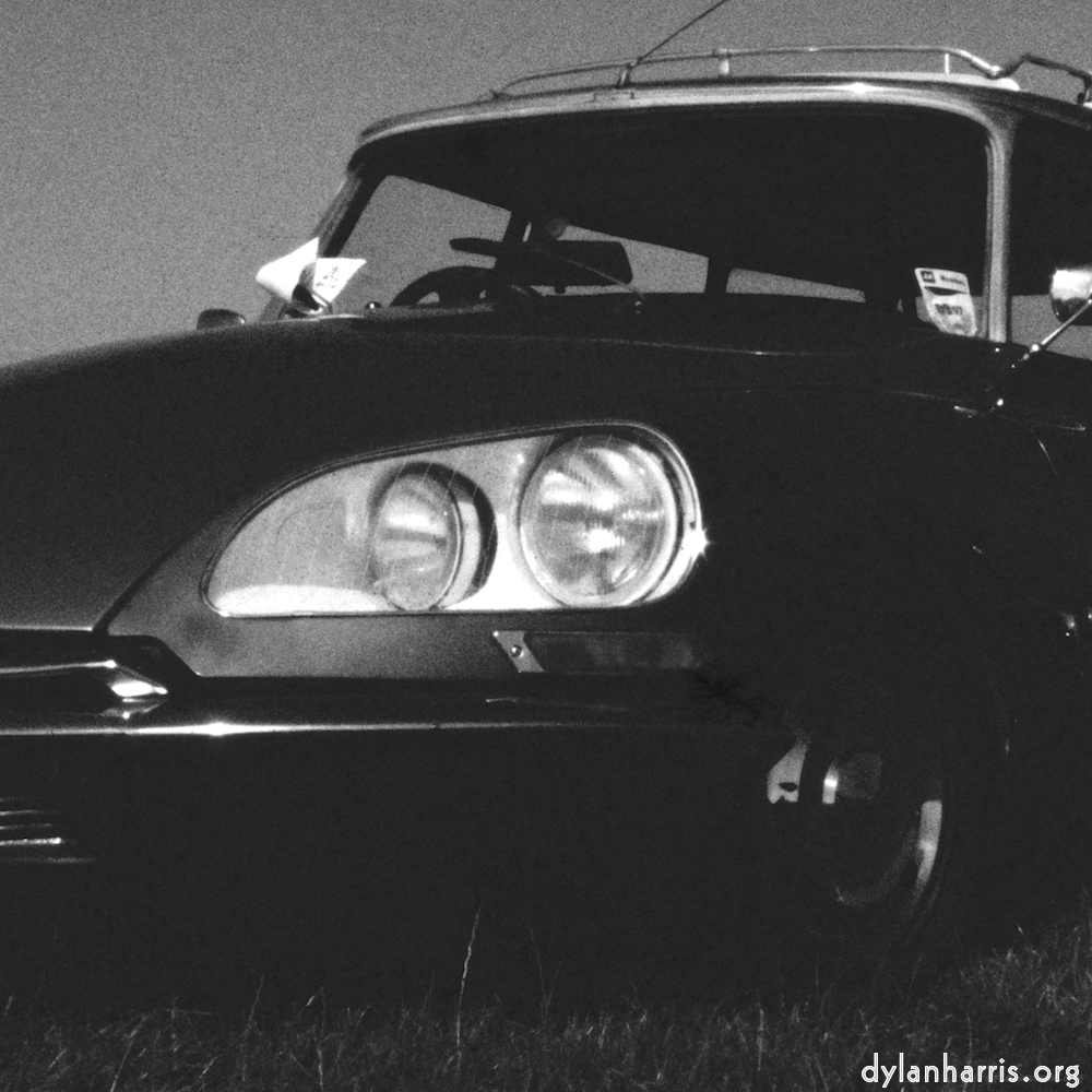 image: citroen DS