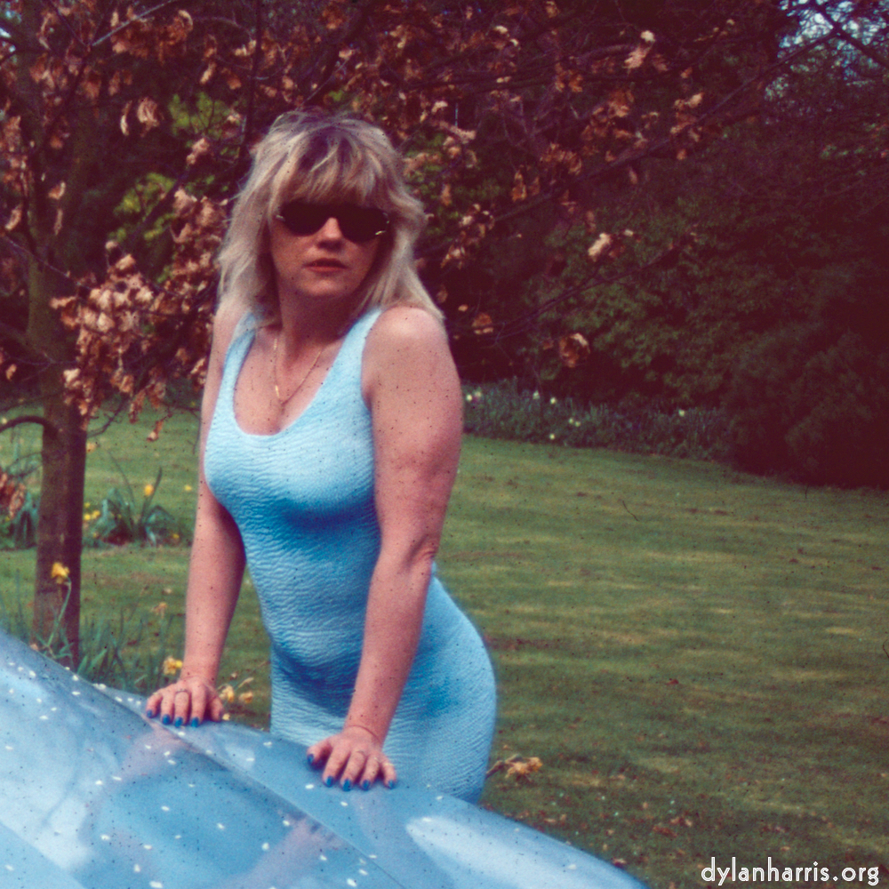 Image 'dawn (xi) 1'.