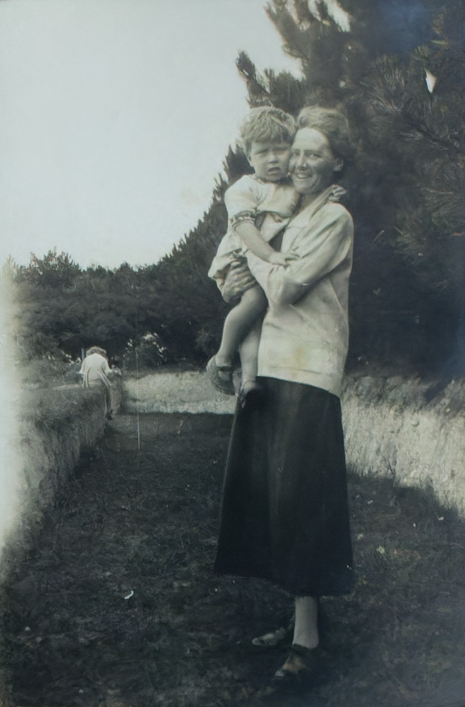 image: This is &lsquo;generations&nbsp;(i)&nbsp;27&rsquo;.