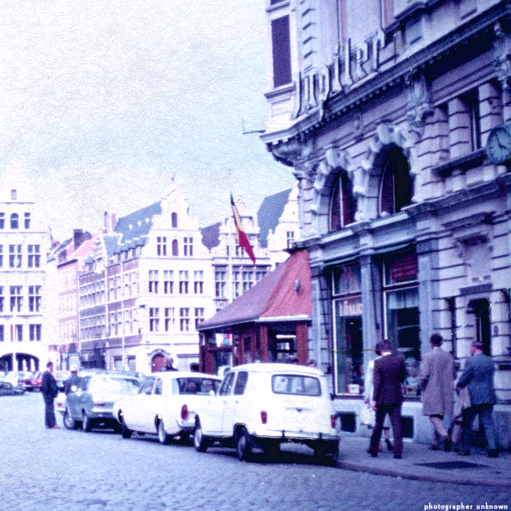 image: This is &lsquo;photographer&nbsp;x&nbsp;(x)&nbsp;2&rsquo;.