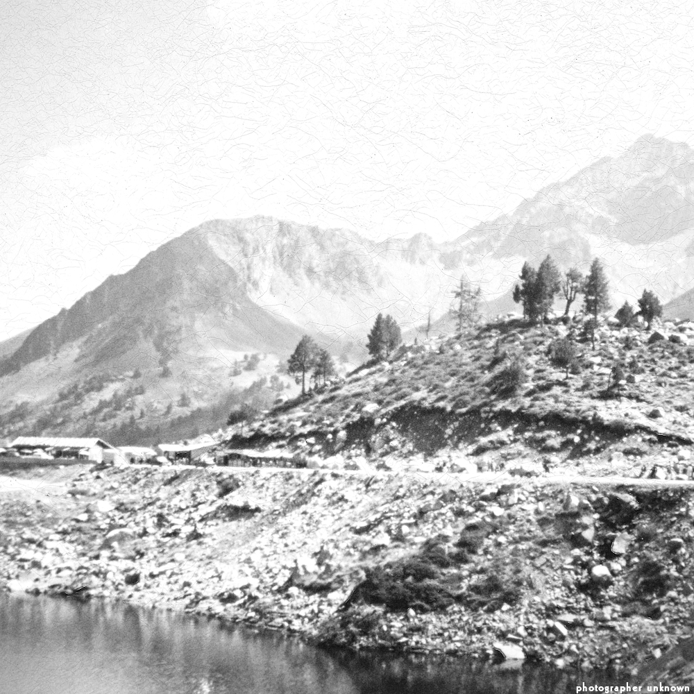 image: This is &lsquo;photographer&nbsp;x&nbsp;(xi)&nbsp;b)&nbsp;3&rsquo;.