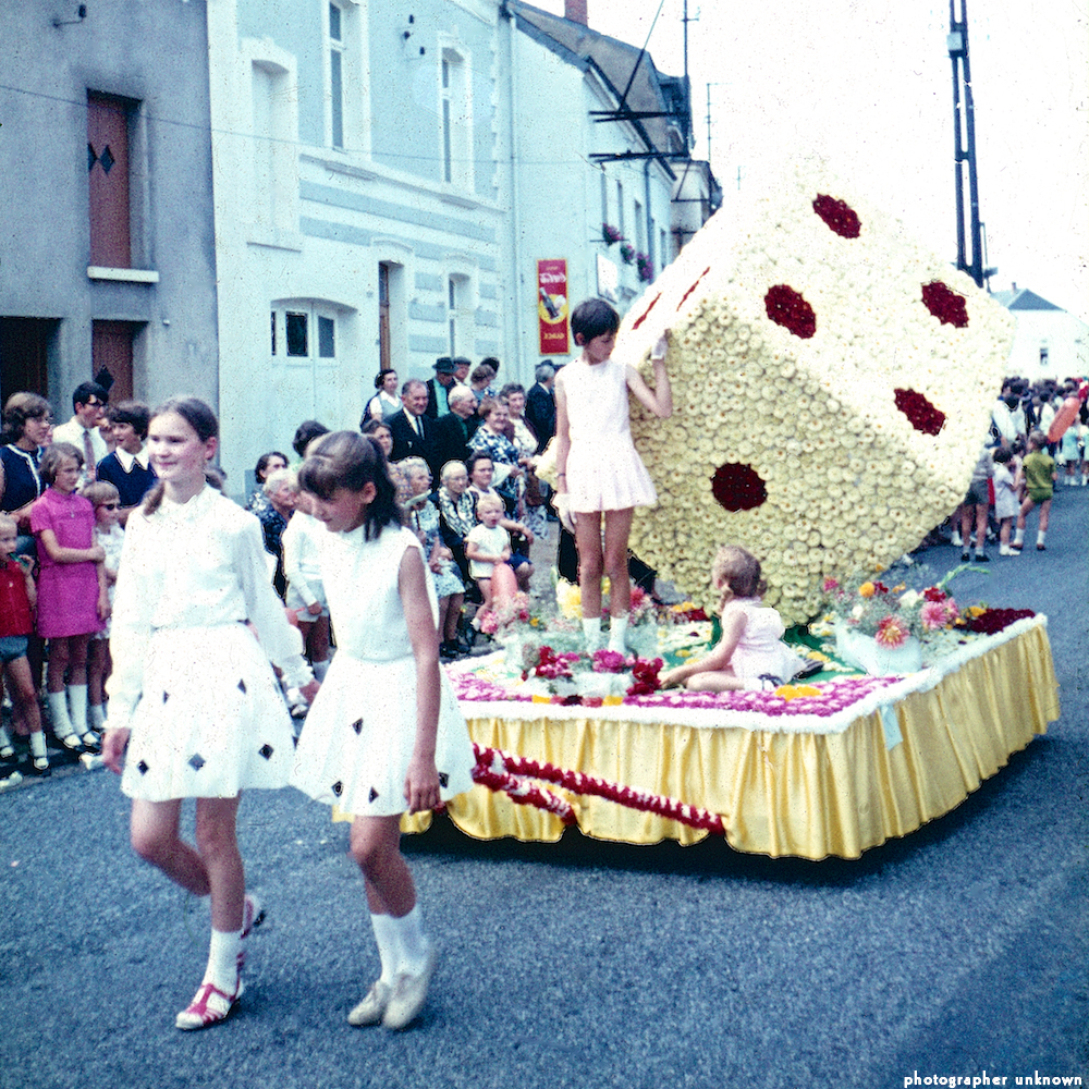 image: This is &lsquo;photographer&nbsp;x&nbsp;(iv)&nbsp;b)&nbsp;6&rsquo;.