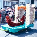 image: Image from the photoset &lsquo;photographer&nbsp;x&nbsp;(iv)&nbsp;b)&rsquo;.