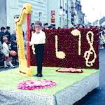 image: Image from the photoset &lsquo;photographer&nbsp;x&nbsp;(iv)&nbsp;b)&rsquo;.