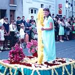 image: Image from the photoset &lsquo;photographer&nbsp;x&nbsp;(iv)&nbsp;b)&rsquo;.